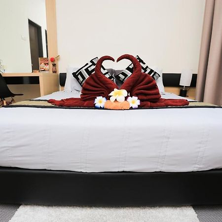 Mlh Deluxe Studio Suites @ Landmark Residence Cheras Eksteriør bilde
